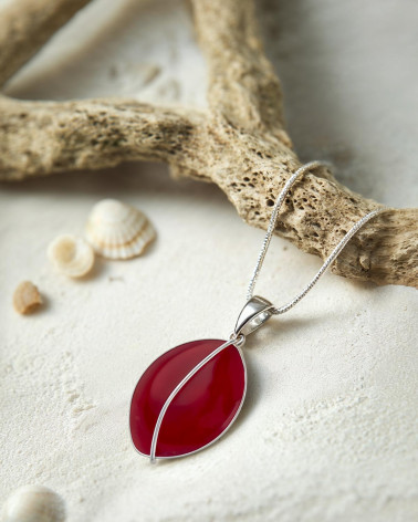 Marine Elegance Pendant in 925 silver and natural red coral