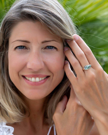 925 Sterling Silver Ring with Abalone Shell and Wave Pattern - Nerida