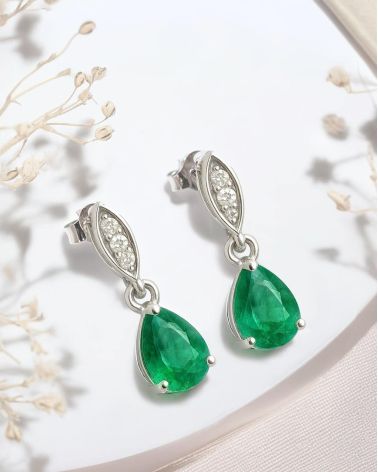 Elegancia earrings in rhodium-plated silver with Zambian emeralds and diamond pavé, pure elegance